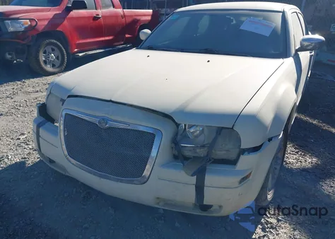 2008 Chrysler 300 Lx from USA, damaged, VIN 2C3LA43RX8H157946